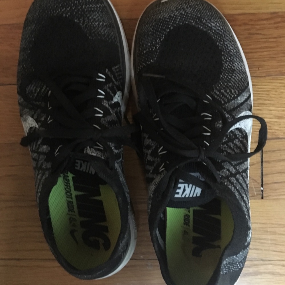 VUC Nike Barefoot Running Sneakers